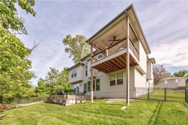 8 E 122nd Street, Kansas City, MO 64145