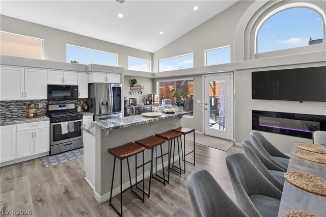 530 Rancho Del Mar Way, North Las Vegas, NV 89031