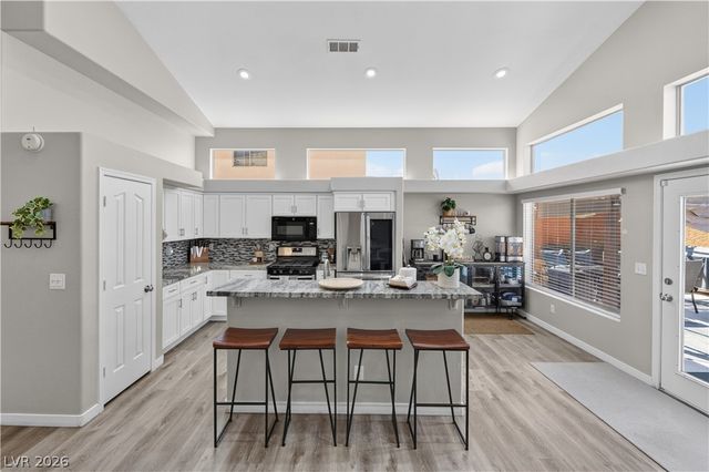 530 Rancho Del Mar Way, North Las Vegas, NV 89031
