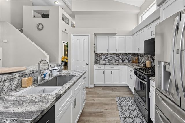 530 Rancho Del Mar Way, North Las Vegas, NV 89031