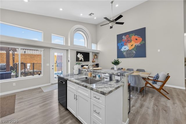 530 Rancho Del Mar Way, North Las Vegas, NV 89031
