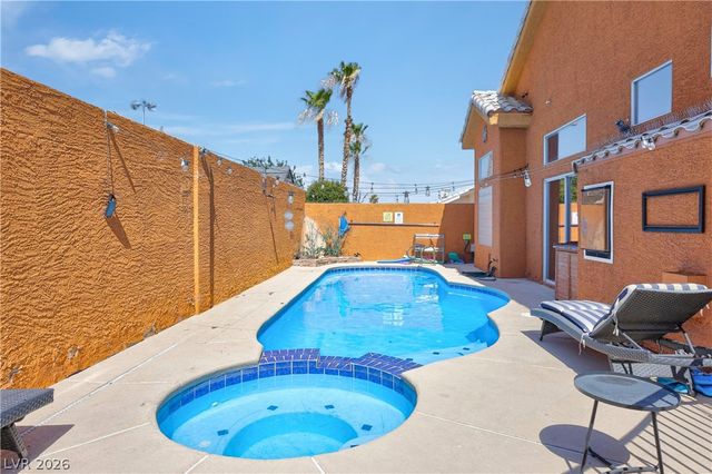 530 Rancho Del Mar Way, North Las Vegas, NV 89031