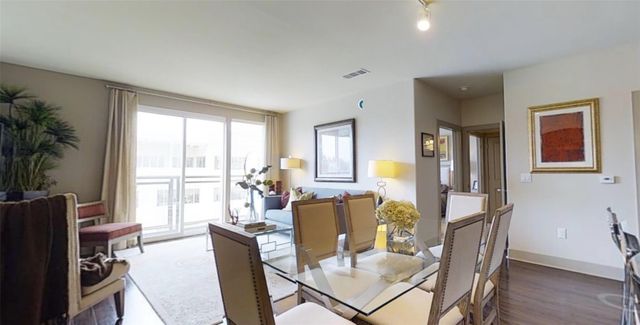 1340 W Gray Street 448, Houston, TX 77019