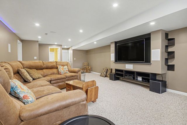 18106 Montgomry Lane, Goshen, IN 46528