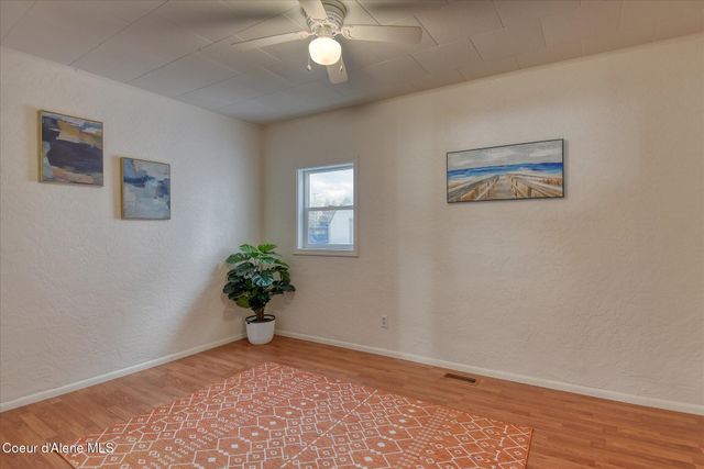 706 W Davidson Ave, Coeur D'alene, ID 83814