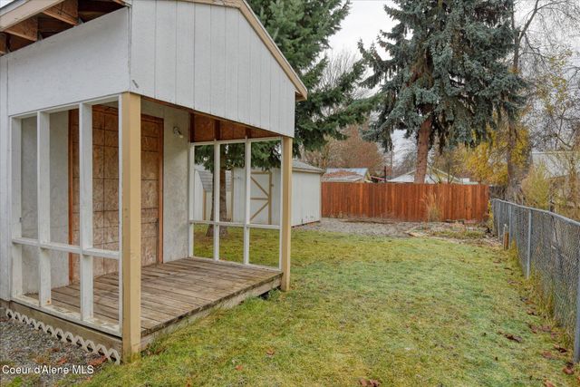 706 W Davidson Ave, Coeur D'alene, ID 83814