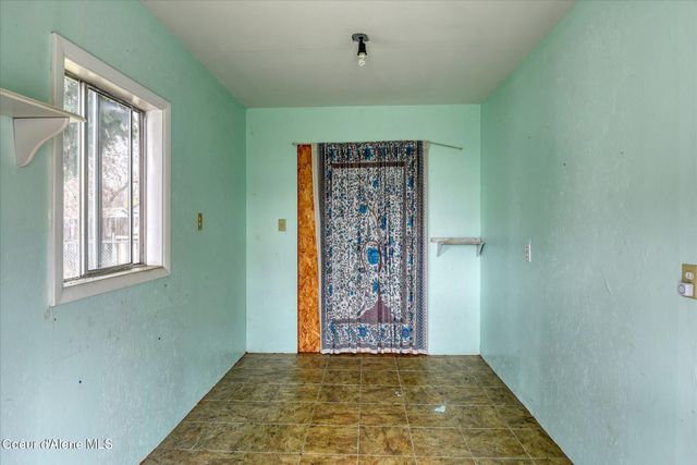 706 W Davidson Ave, Coeur D'alene, ID 83814