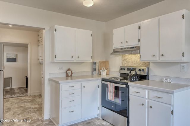 706 W Davidson Ave, Coeur D'alene, ID 83814