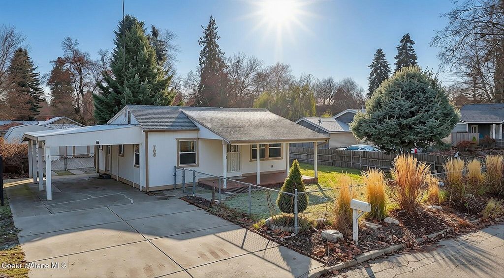 706 W Davidson Ave, Coeur D'alene, ID 83814