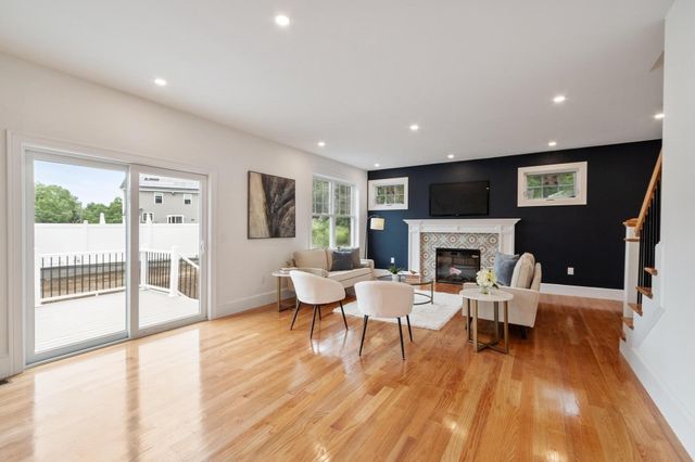 5 Manson Rd, Swampscott, MA 01907