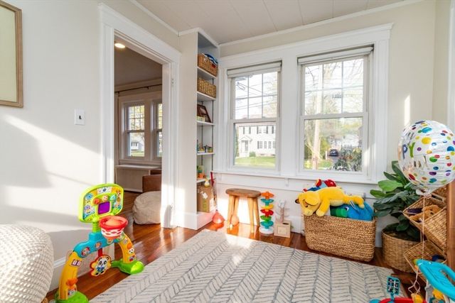 51 Stevens Rd., Needham, MA 02492