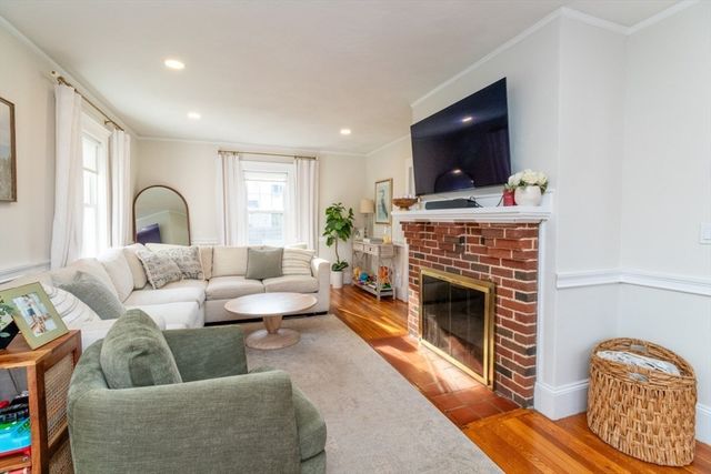 51 Stevens Rd., Needham, MA 02492