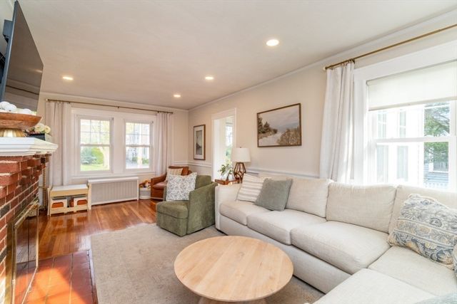 51 Stevens Rd., Needham, MA 02492