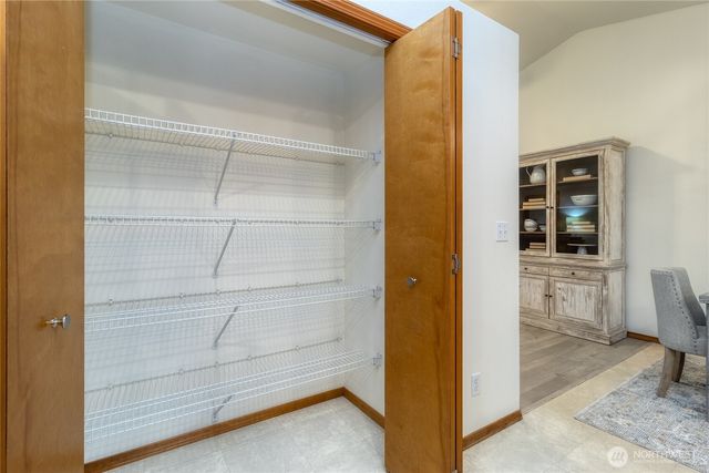 64 Talon Loop, Walla Walla, WA 99362