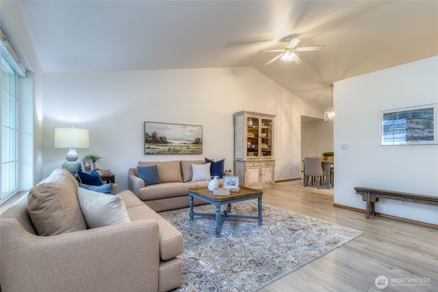 64 Talon Loop, Walla Walla, WA 99362