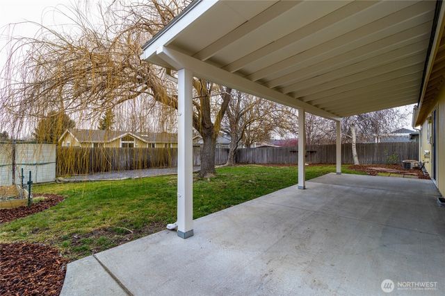 64 Talon Loop, Walla Walla, WA 99362