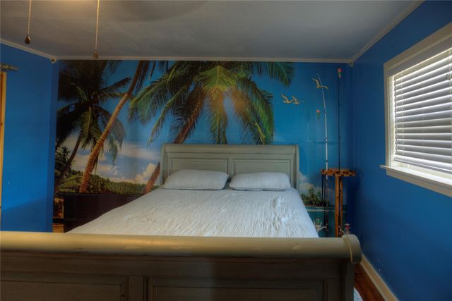 818 Fort Velasco Drive, Surfside Beach, TX 77541