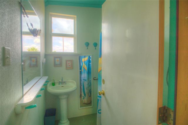 818 Fort Velasco Drive, Surfside Beach, TX 77541