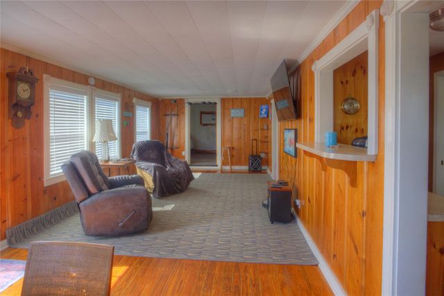 818 Fort Velasco Drive, Surfside Beach, TX 77541