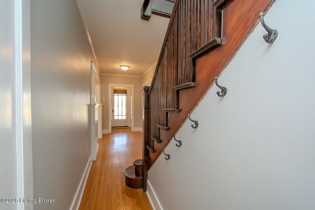 1072 Eastern Pkwy, Louisville, KY 40217