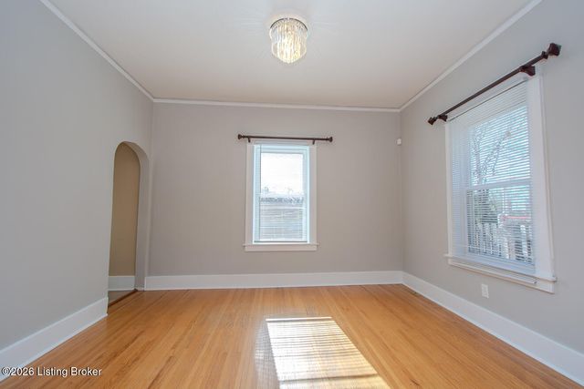 1072 Eastern Pkwy, Louisville, KY 40217