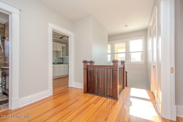 1072 Eastern Pkwy, Louisville, KY 40217