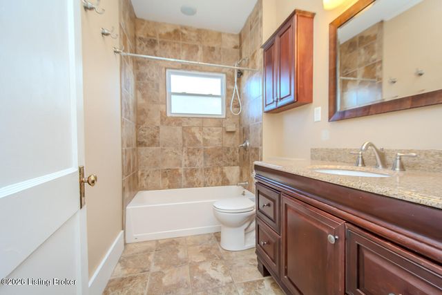 1072 Eastern Pkwy, Louisville, KY 40217