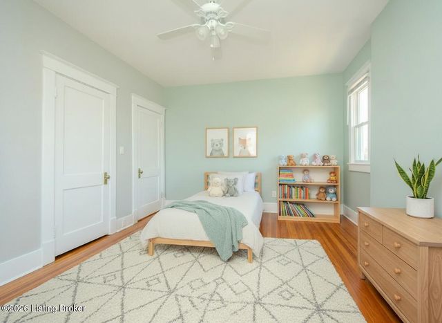 1072 Eastern Pkwy, Louisville, KY 40217