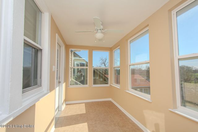 1072 Eastern Pkwy, Louisville, KY 40217