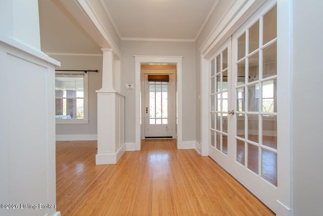 1072 Eastern Pkwy, Louisville, KY 40217