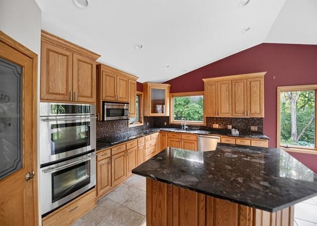 4110 Juneau Lane N, Plymouth, MN 55446