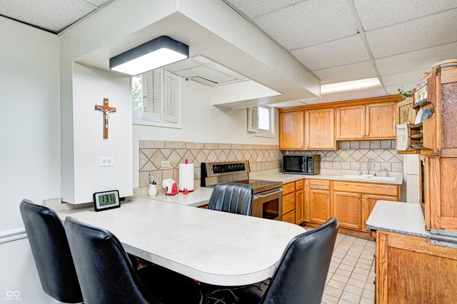 1000 S Jackson Street, Greencastle, IN 46135