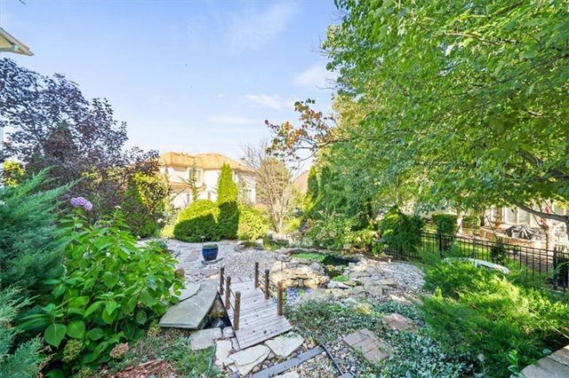 12711 Woodson Street, Overland Park, KS 66209