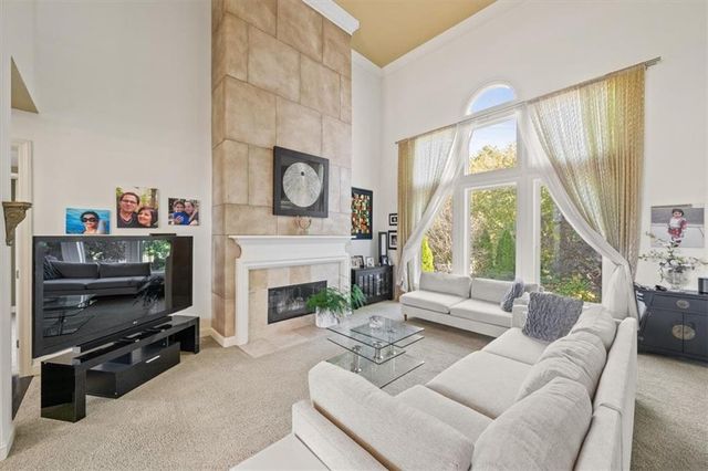 12711 Woodson Street, Overland Park, KS 66209