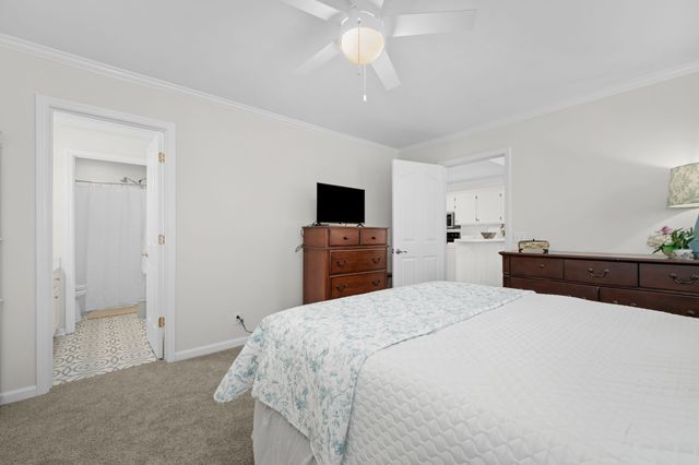 408 Biltmore Cir, Murfreesboro, TN 37128