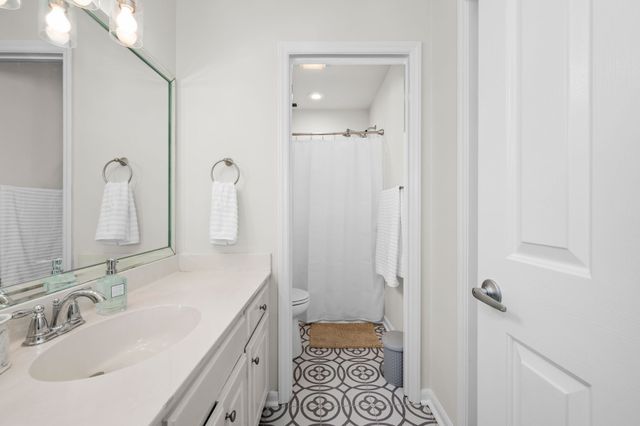 408 Biltmore Cir, Murfreesboro, TN 37128