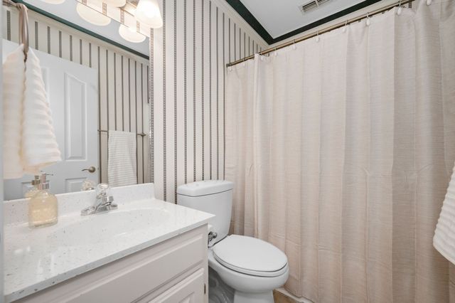 408 Biltmore Cir, Murfreesboro, TN 37128