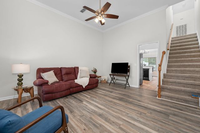 408 Biltmore Cir, Murfreesboro, TN 37128