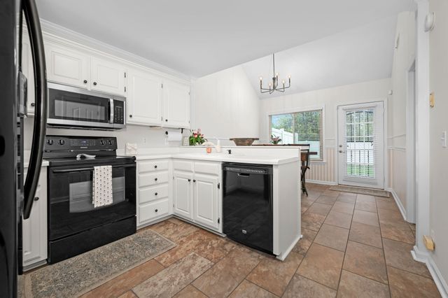 408 Biltmore Cir, Murfreesboro, TN 37128