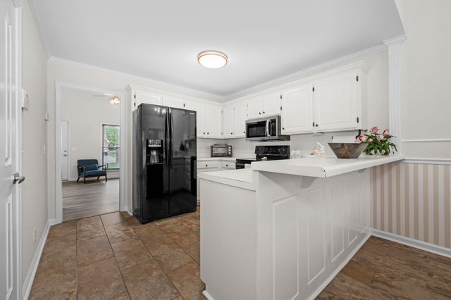 408 Biltmore Cir, Murfreesboro, TN 37128