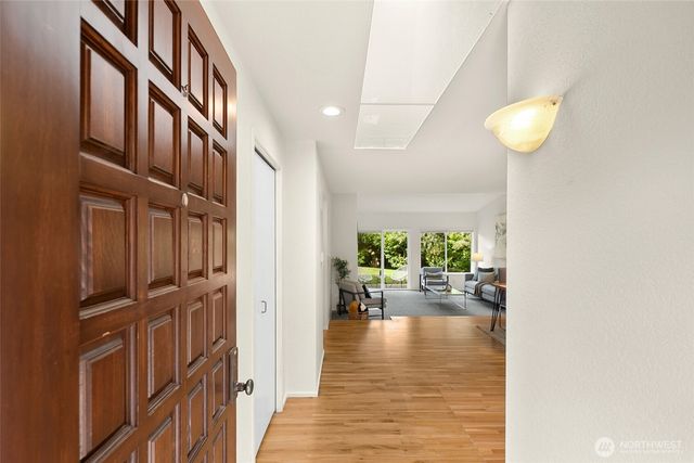 11917 Stendall Place N, Seattle, WA 98133