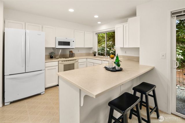 11917 Stendall Place N, Seattle, WA 98133