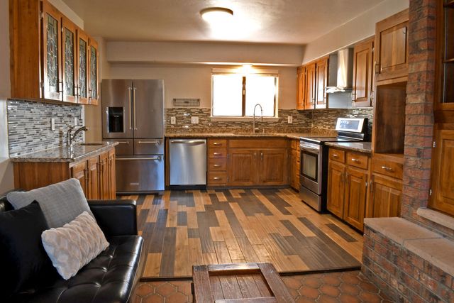 4803 Leon Grande Avenue SE, Rio Rancho, NM 87124