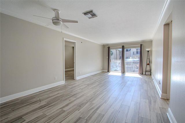 4610 W GRAY STREET 209, Tampa, FL 33609