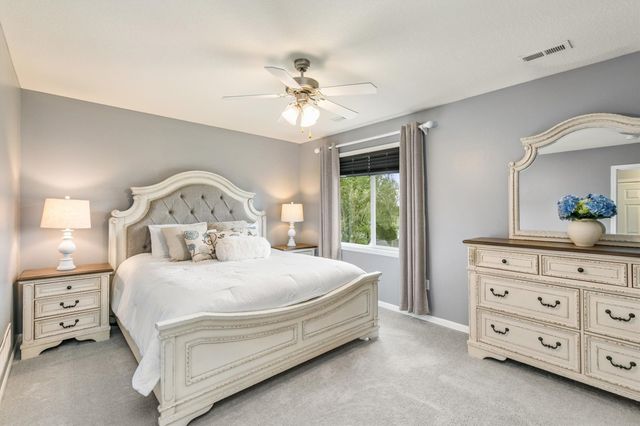 1823 NW Prairie Lakes Drive, Ankeny, IA 50023