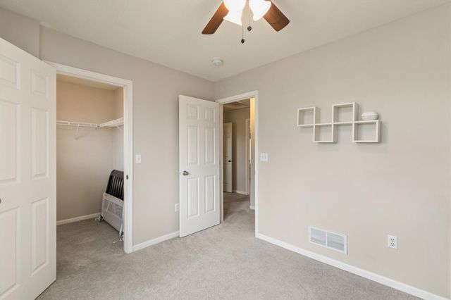 1823 NW Prairie Lakes Drive, Ankeny, IA 50023