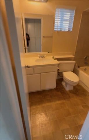 29960 Saguaro Street, Castaic, CA 91384