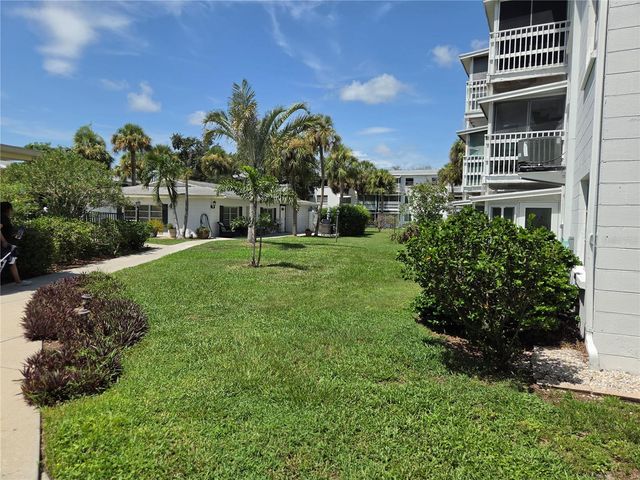 1542 LEISURE DRIVE N22, Bradenton, FL 34207