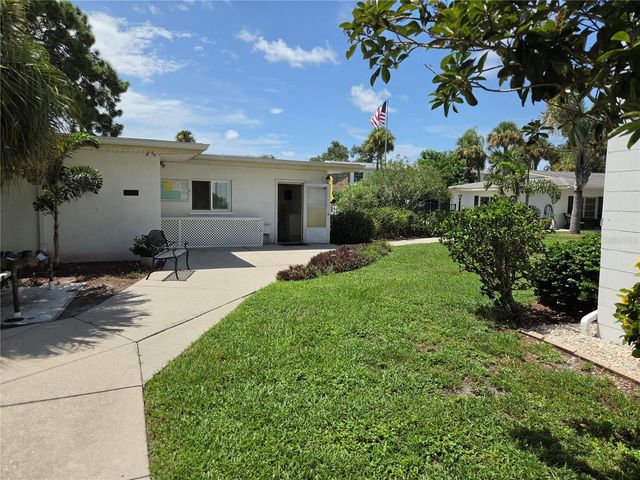1542 LEISURE DRIVE N22, Bradenton, FL 34207