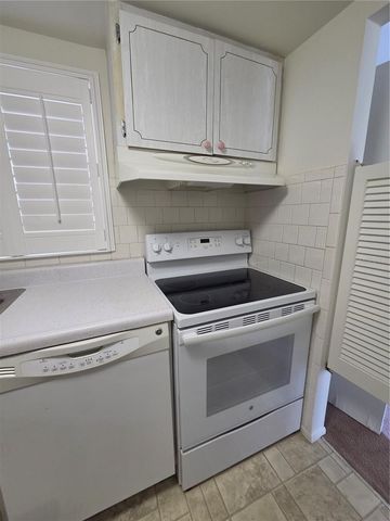 1542 LEISURE DRIVE N22, Bradenton, FL 34207